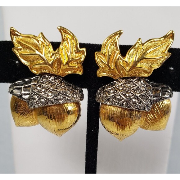 Vintage 1990's AVON Large Gold Silver Tone Acorn Leaves Clip on Earrings - Picture 2 of 11